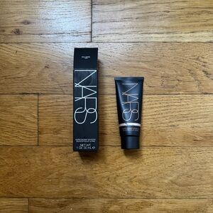 NWT NARS Cosmetics ‘Isola Rossa’ super radiant booster